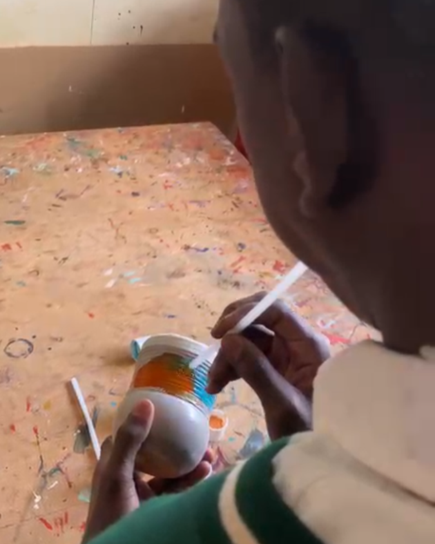 Tasse - Kenia - abstrakt