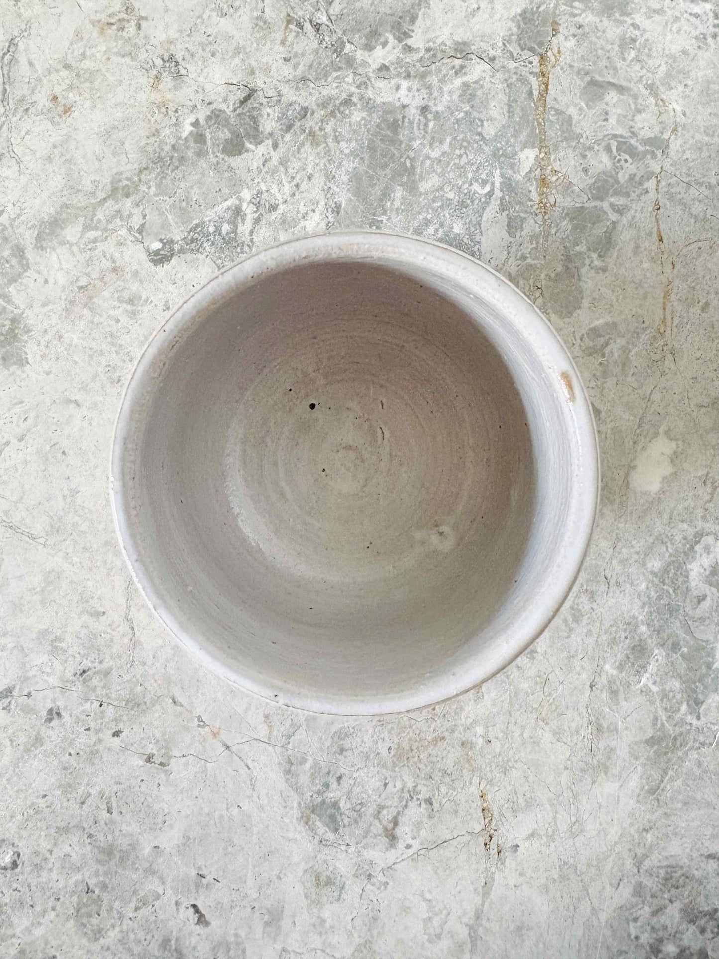 Thamani Becher Kenia