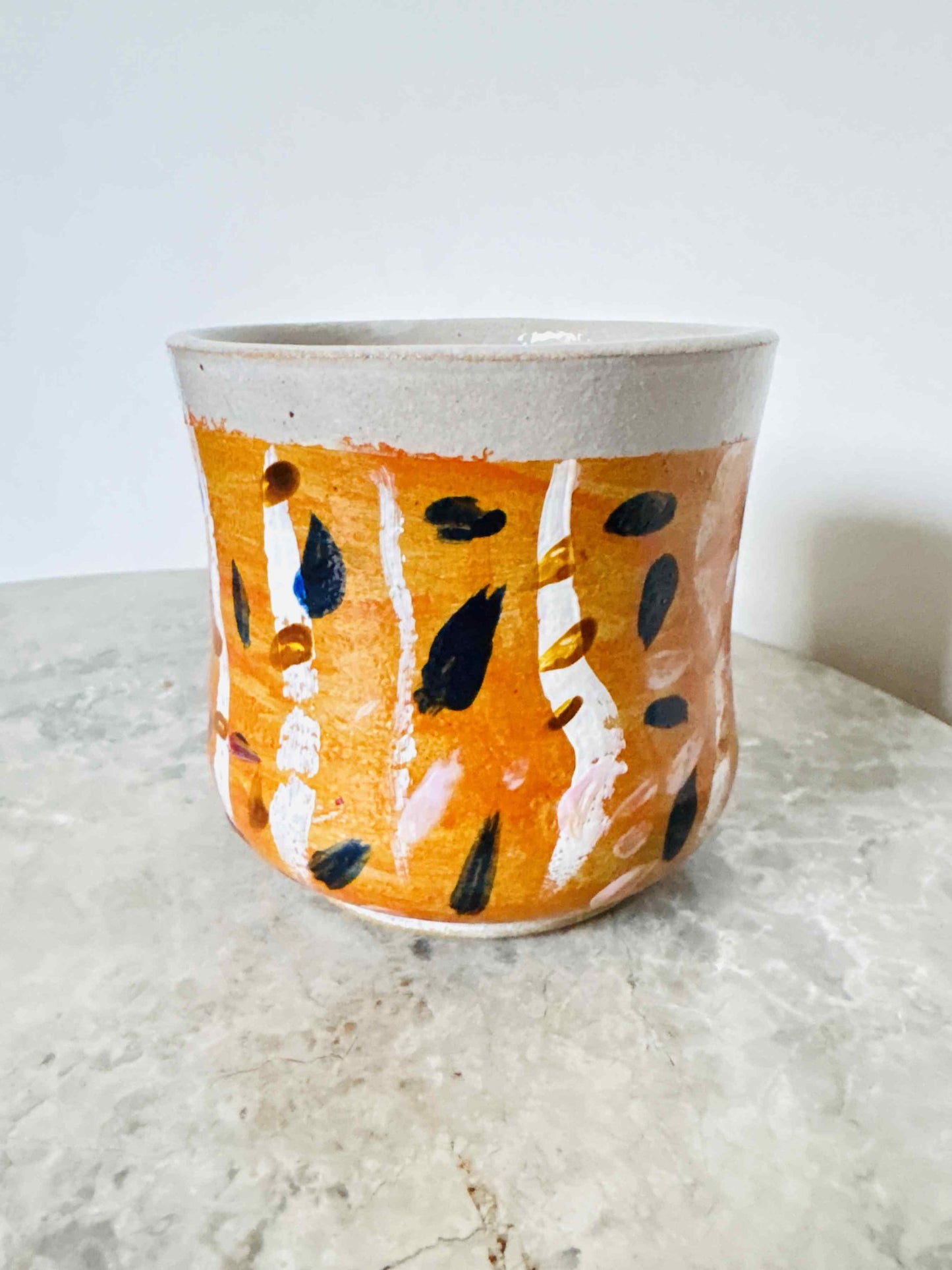 Thamani Becher Kenia