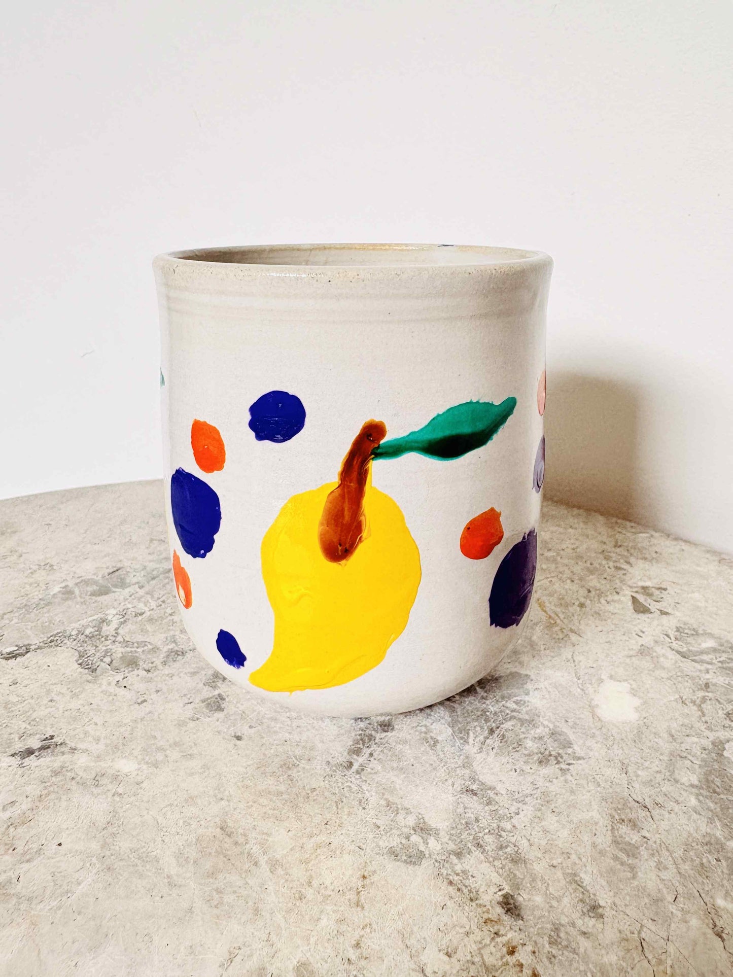 Thamani Becher Kenia