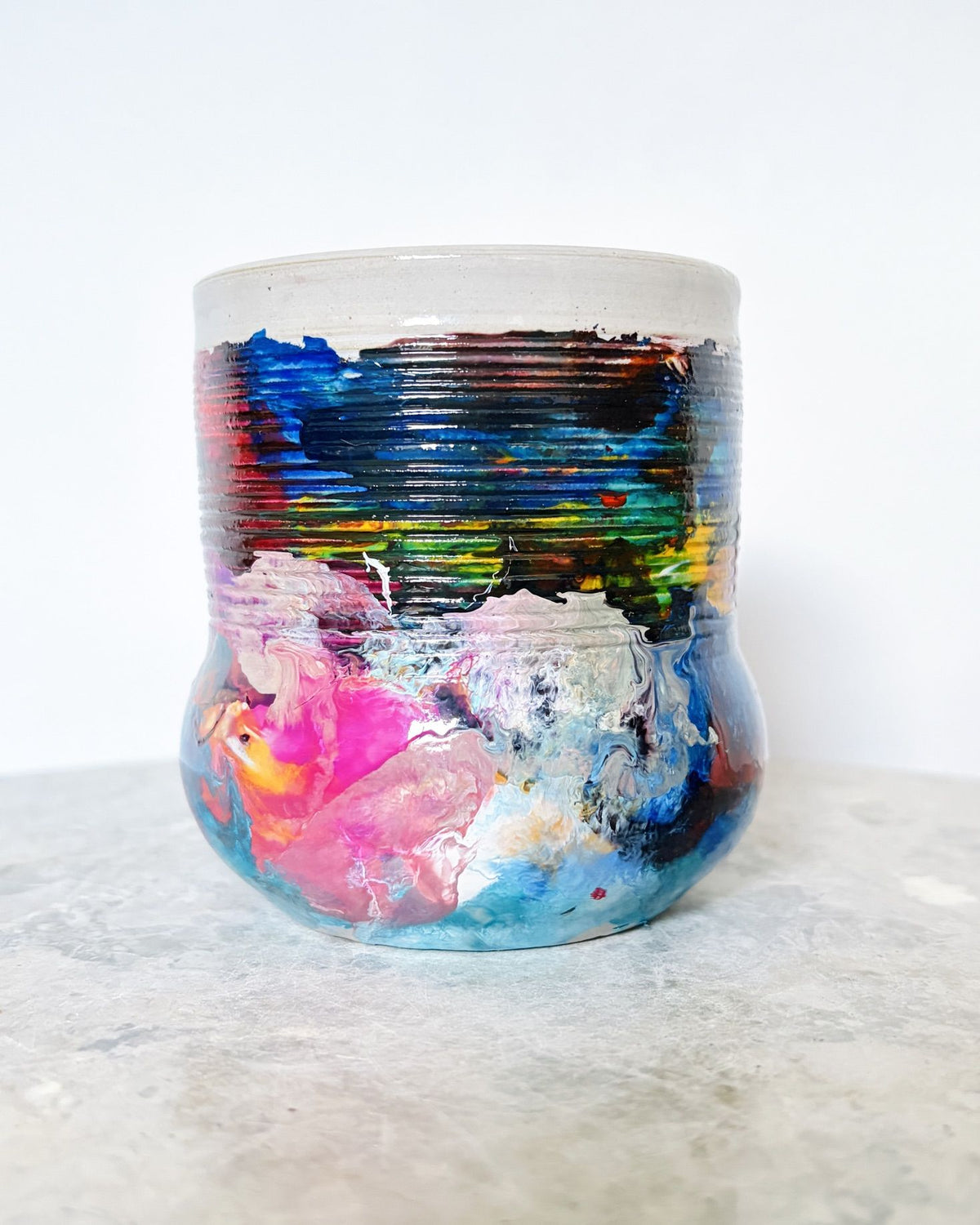 Becher mit Ringen - Kenia - abstrakt - Color Flush
