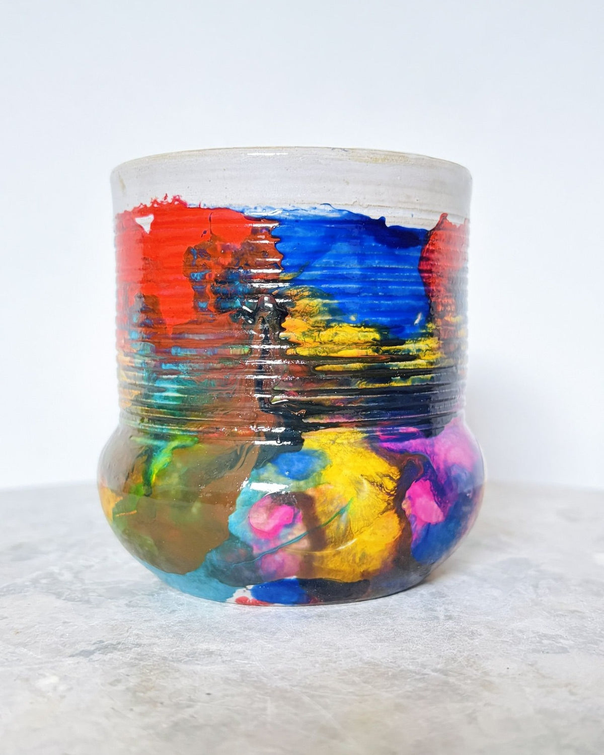 Becher mit Ringen - Kenia - abstrakt - Color Flush