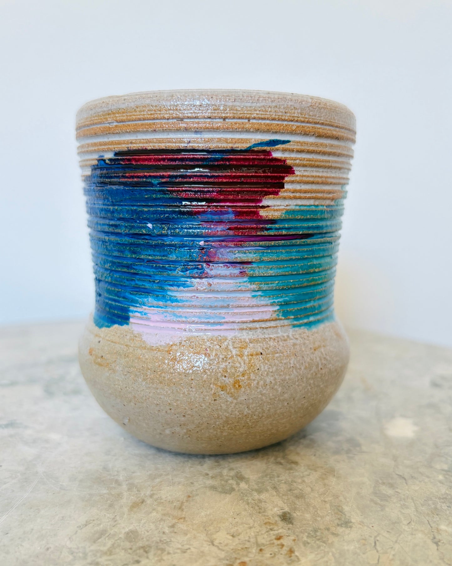 Becher mit Ringen - Kenia - abstrakt - Color Touch