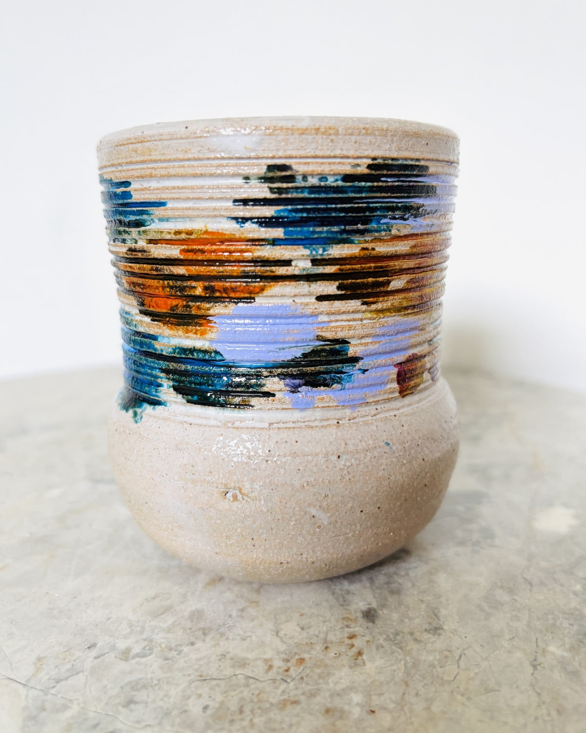 Becher mit Ringen - Kenia - abstrakt - Color Touch