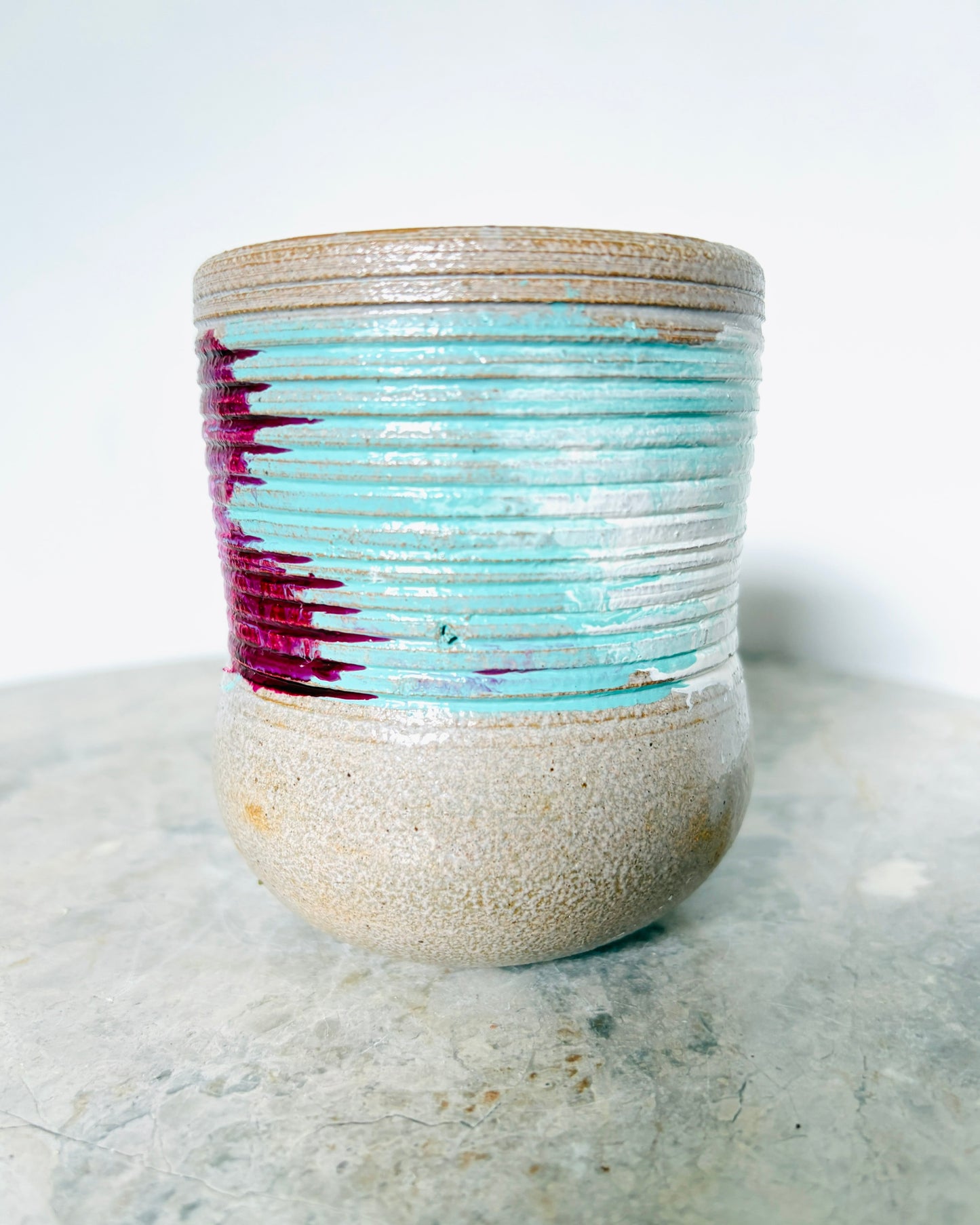 Becher mit Ringen - Kenia - abstrakt - Color Touch