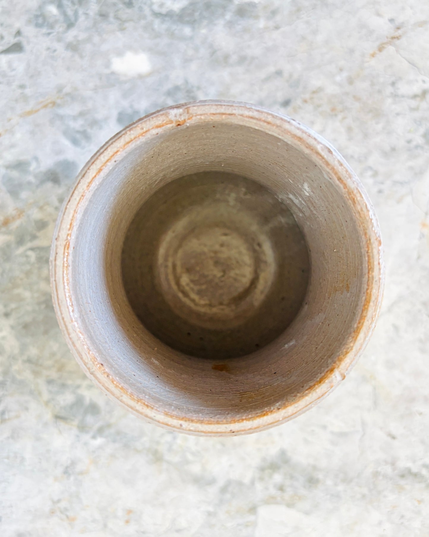 Becher mit Ringen - Kenia - abstrakt - Color Touch