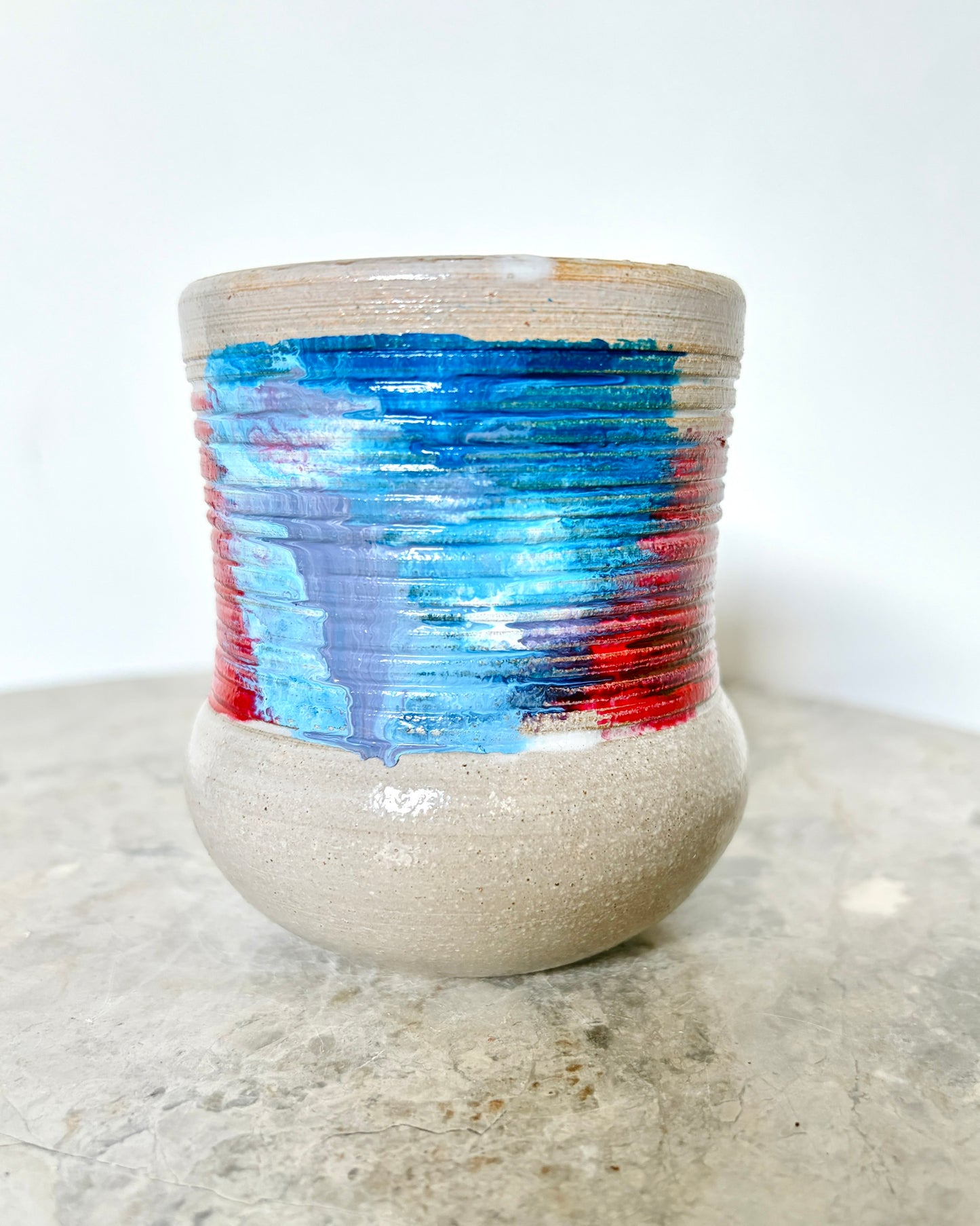 Becher mit Ringen - Kenia - abstrakt - Color Touch